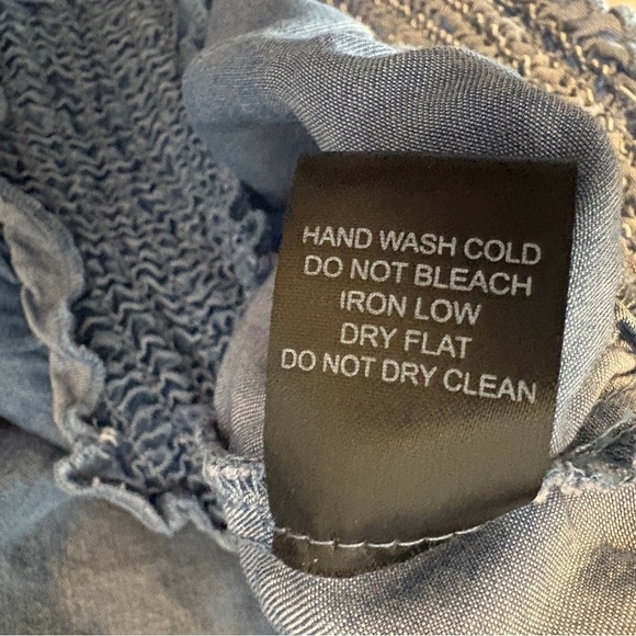 Haute Monde Denim Smock Waist Long Sleeve Blouse, Womens size Medium - Picture 11 of 13